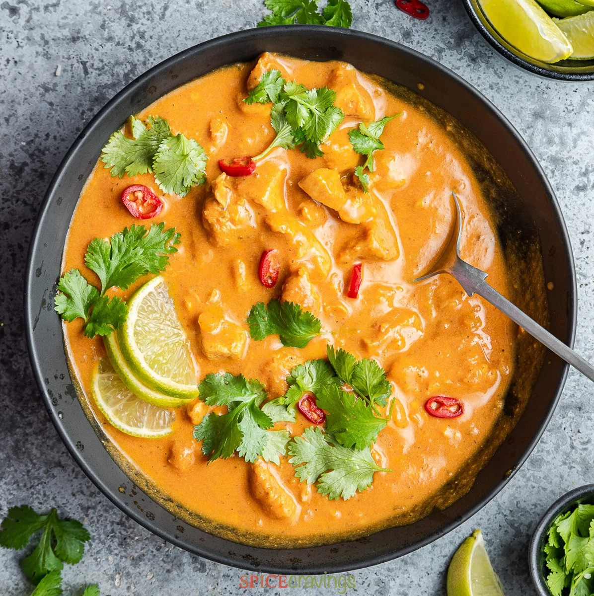 Coconut Chicken Curry (CALORIES: 360 PROTEINS: 52.5 Grams FATS: 4 Grams)
