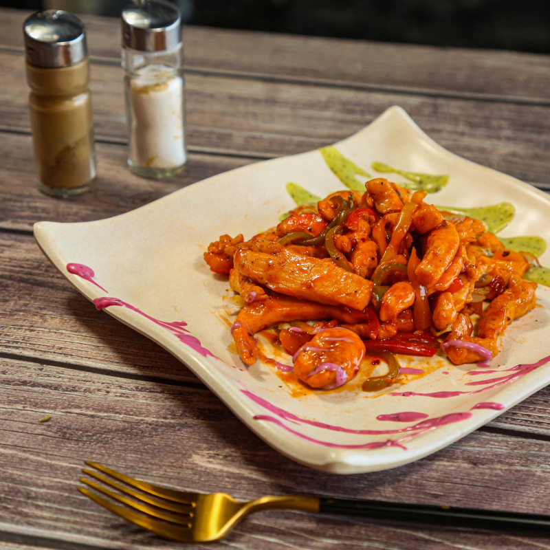 Chicken Fajita (CALORIES: 345 PROTEINS:  46 Grams FATS:  4.7 Grams)